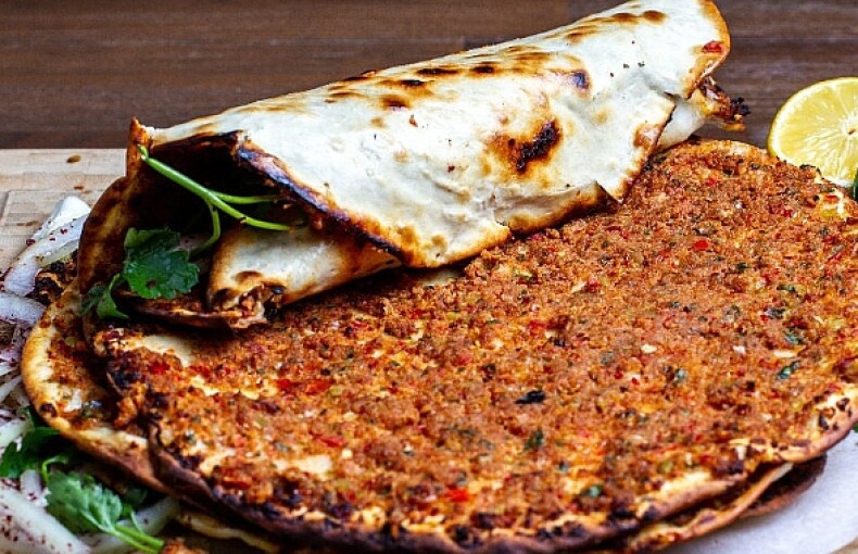 Lahmacun Tarifi